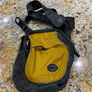 Osprey veer yellow crossbody